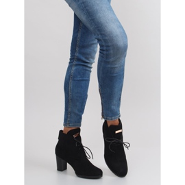 Botas con cordones 55-518 negro 6
