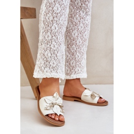 Zapatillas con decoración de cuero natural Zazoo 3667 White blanco 3