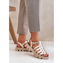 Sandalias de cuero para mujeres Zazoo 3695 PLN dorado 3