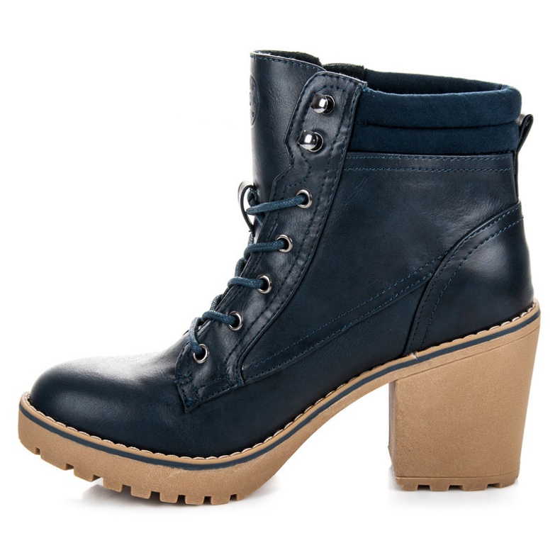 Mckeylor Trabajadores en el puesto azul 1