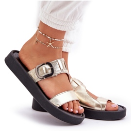 Zapatillas de cuero para mujeres en la plataforma Zazoo 3024 Zloty dorado 10