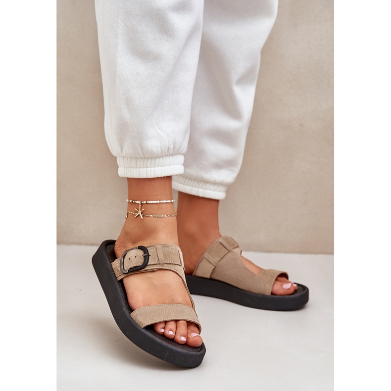 Flip Flip Flip Flip en la plataforma beige Zazoo 3024 2 Flip Flip Flip Flip en la plataforma beige Zazoo 3024 2