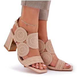 Sandalias decoradas en la publicación del tamaño oscuro beige 10