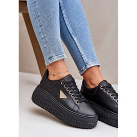 Zapatillas elegantes en una plataforma negra masiva negro 6