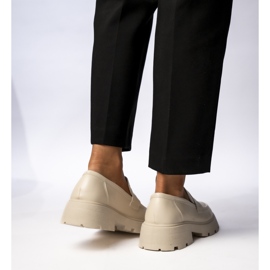 Mocasines de mujeres a través de Giulia Beige 1 Mocasines de mujeres a través de Giulia Beige 1