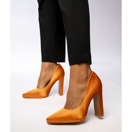 Bombas para mujeres de color naranja Lavana 2