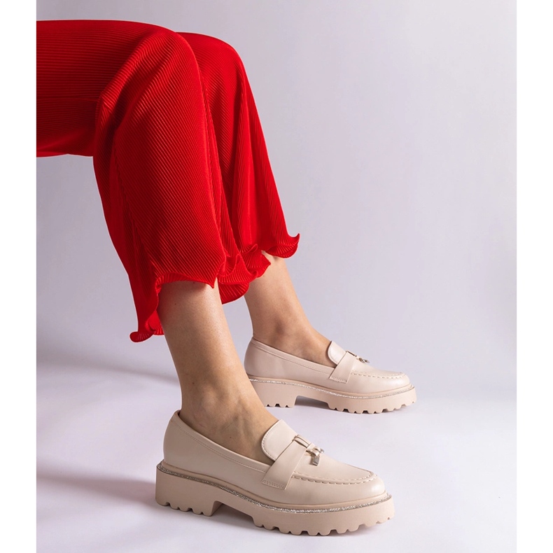 Mocasines beige eco -leather decorados con circones 1