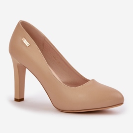 Bombas para mujeres en el Sergio Leone Coffe Campbell Post marrón 4