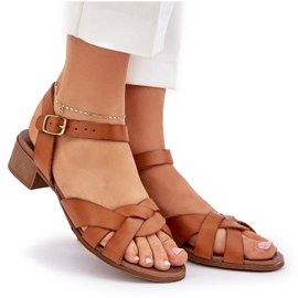 Sandalias de cuero con un delicado Zazoo 40372 Brown marrón 9