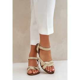 Sandalias de cuero con un delicado tacón Zazoo 40372 beige ligero 5