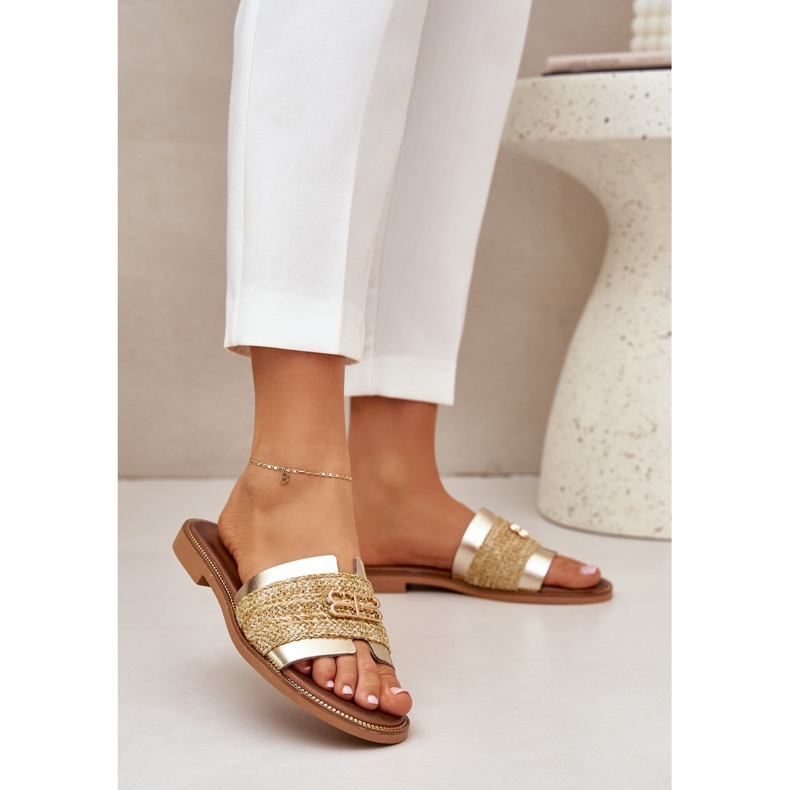 Chanclas de cuero con un detalle decorativo y una trenza Zazoo 40426 Zloty dorado 2