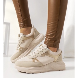 D/GMR Zapatillas beige con detalles dorados de Davis. 1