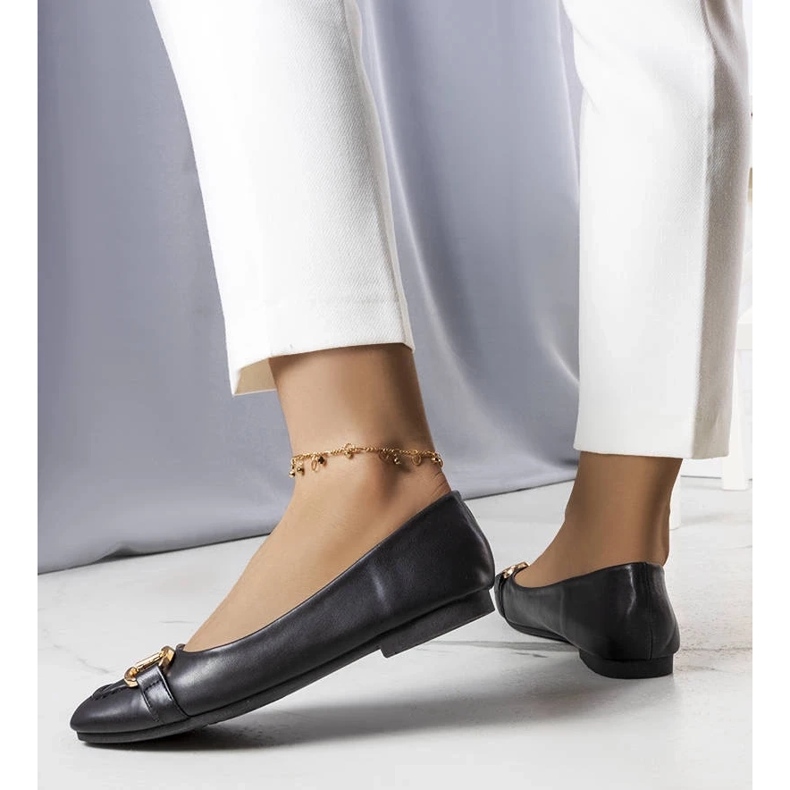 D/GMR Bailarinas negras con adornos dorados de Iris negro 1 D/GMR Bailarinas negras con adornos dorados de Iris negro 1