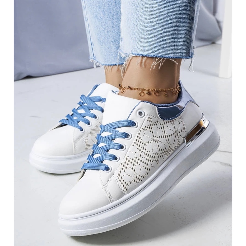 D/GMR Zapatos blancos y azules decorados con perforaciones de Erin 1