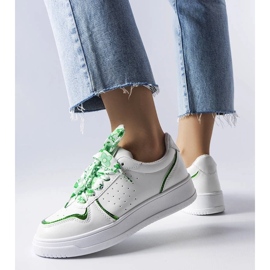 D/GMR Deportivas blancas atadas con cinta Pryor blanco 2 D/GMR Deportivas blancas atadas con cinta Pryor blanco 2