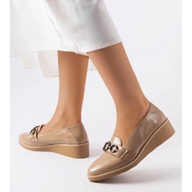 D/GMR Mocasines con cuña lacados en beige de Erin 2