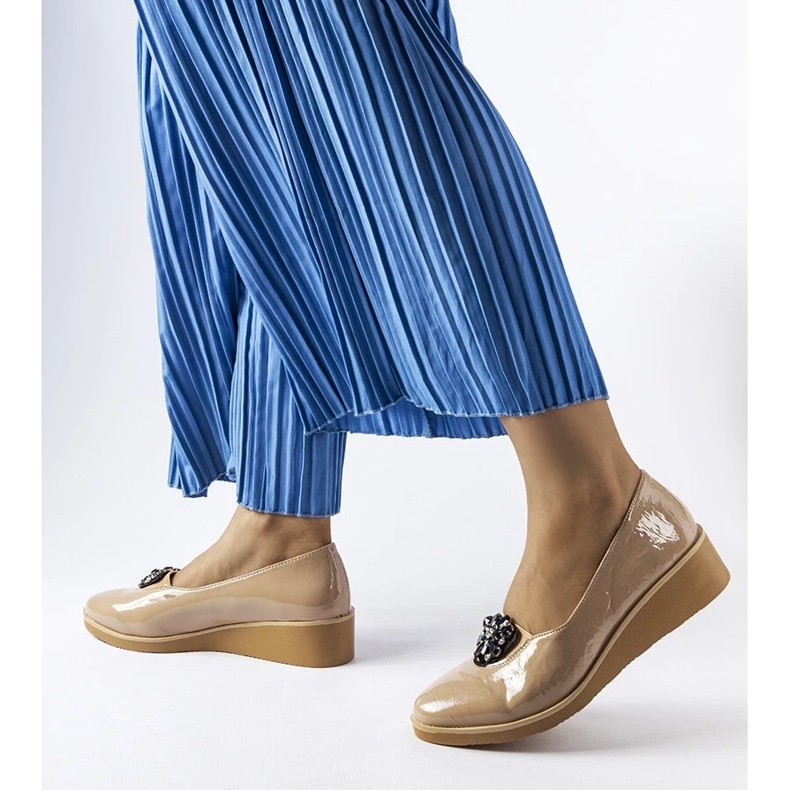 D/GMR Bailarinas lacadas beige con adorno Mellori 2