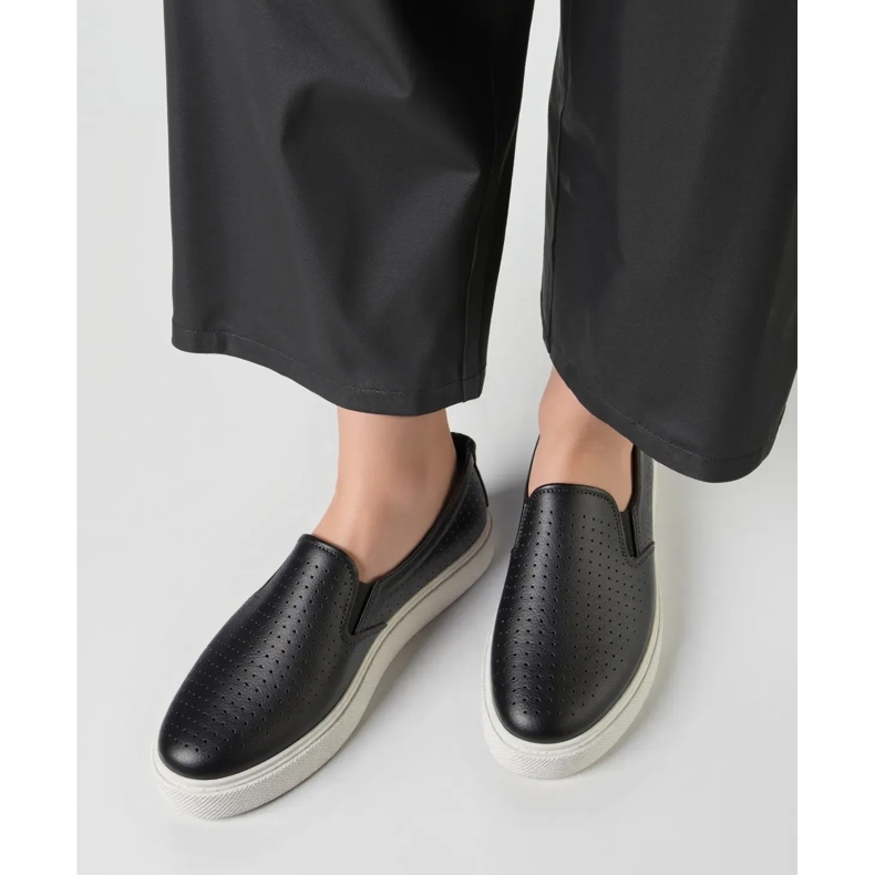 Towns Zapatillas slip-on negras caladas negro 1