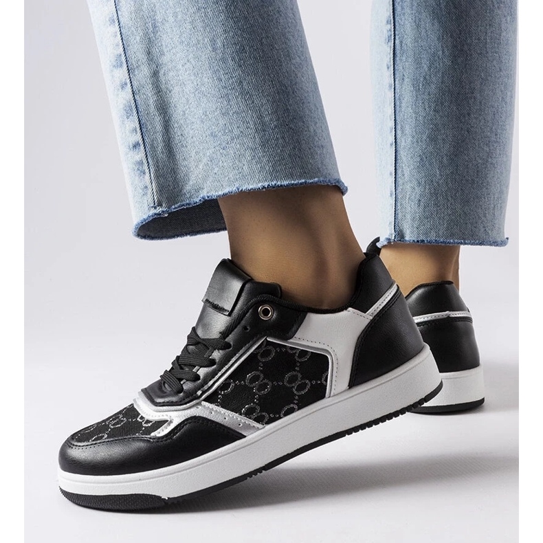 D/GMR Zapatillas negras decoradas con el monograma Isidor. negro 1 D/GMR Zapatillas negras decoradas con el monograma Isidor. negro 1