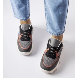 D/GMR Zapatillas grises con inserciones de colores de Esquibel. 2 D/GMR Zapatillas grises con inserciones de colores de Esquibel. 2