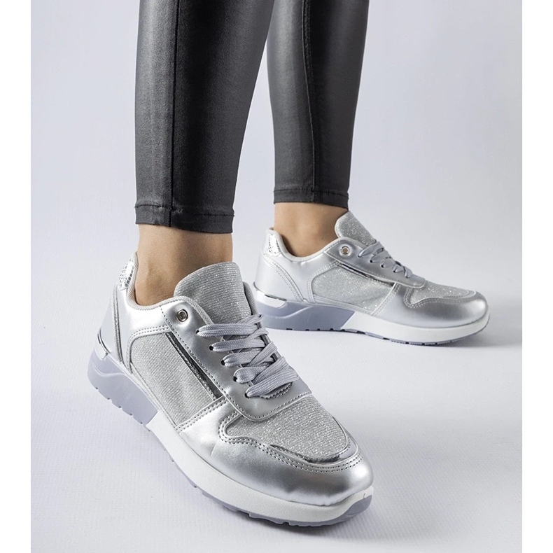 D/GMR Zapatillas grises con hilo decorativo de Facondo 2