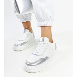 D/GMR Zapatillas blancas y plateadas con suela gruesa Rumai. blanco 3