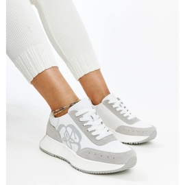 Zapatillas de cuero blancas y grises de Salimah blanco 1