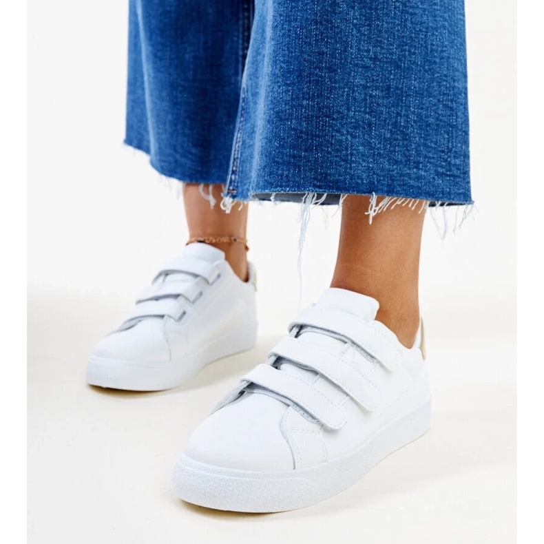 Deportivas velcro Samala blancas y doradas blanco 2