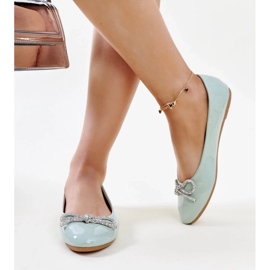 Bailarinas de charol verde con lazo decorativo de Totani 4