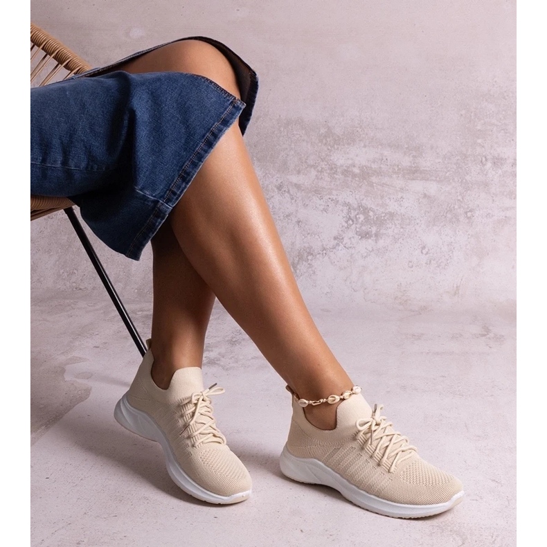 D/CEO Deportivas Muaza beige 2