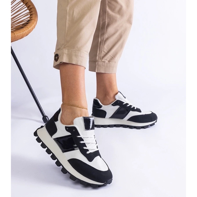 D/CEO Zapatillas negras con un protector de Restia visible negro 2 D/CEO Zapatillas negras con un protector de Restia visible negro 2