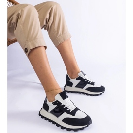 D/CEO Zapatillas negras con un protector de Restia visible negro 4