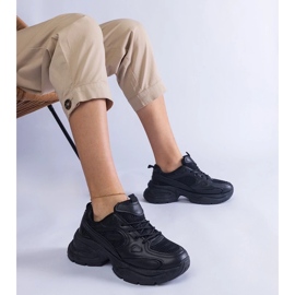 D/CEO Zapatillas negras con suela Adom masiva. negro 4