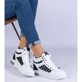 Zapatillas blancas para mujeres en una cuña oculta negro 2