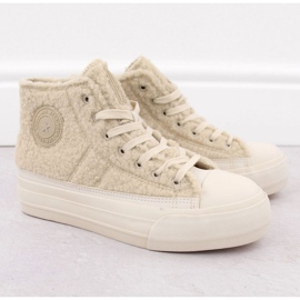 Big Star INT2050B Sneakers aislados beige 1
