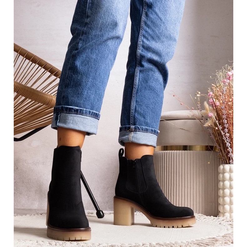 D/CEO Botines negros con llamativo tacón Nurea 1