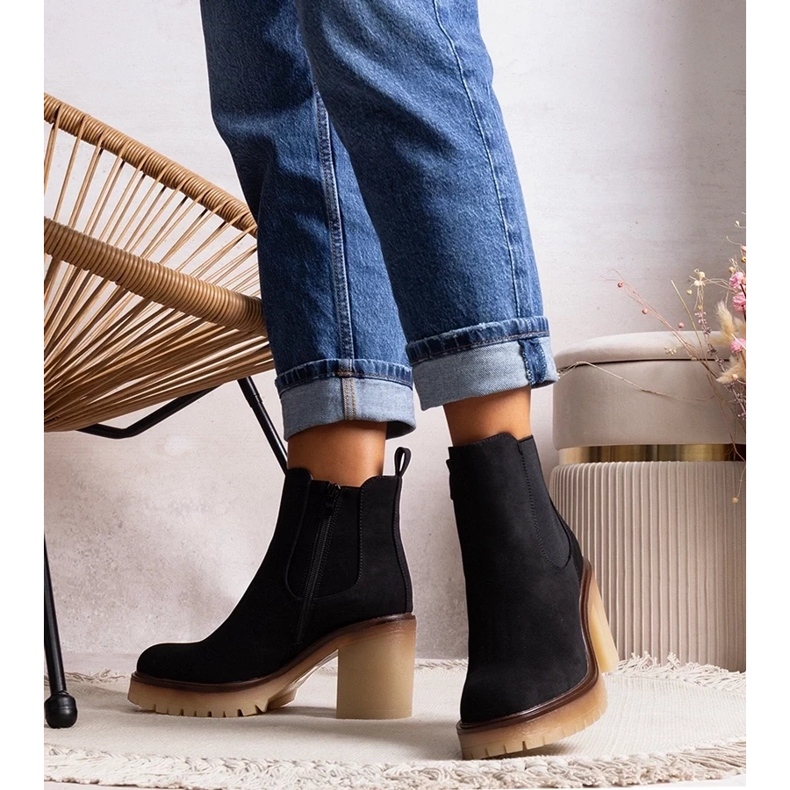 D/CEO Botines negros con llamativo tacón Nurea 2