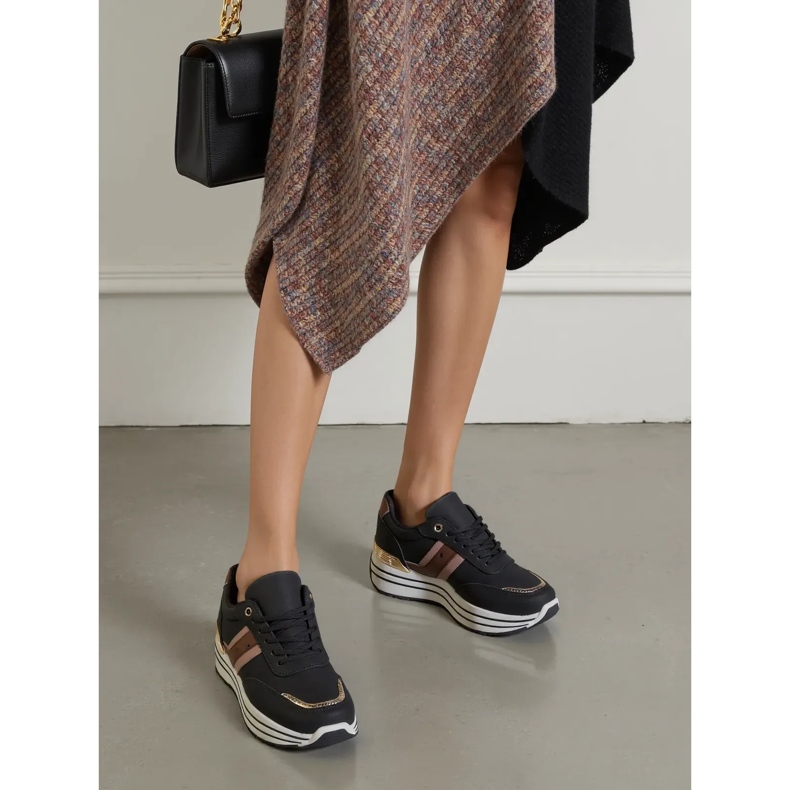 Zapatillas negras de veloxa femenina negro 1