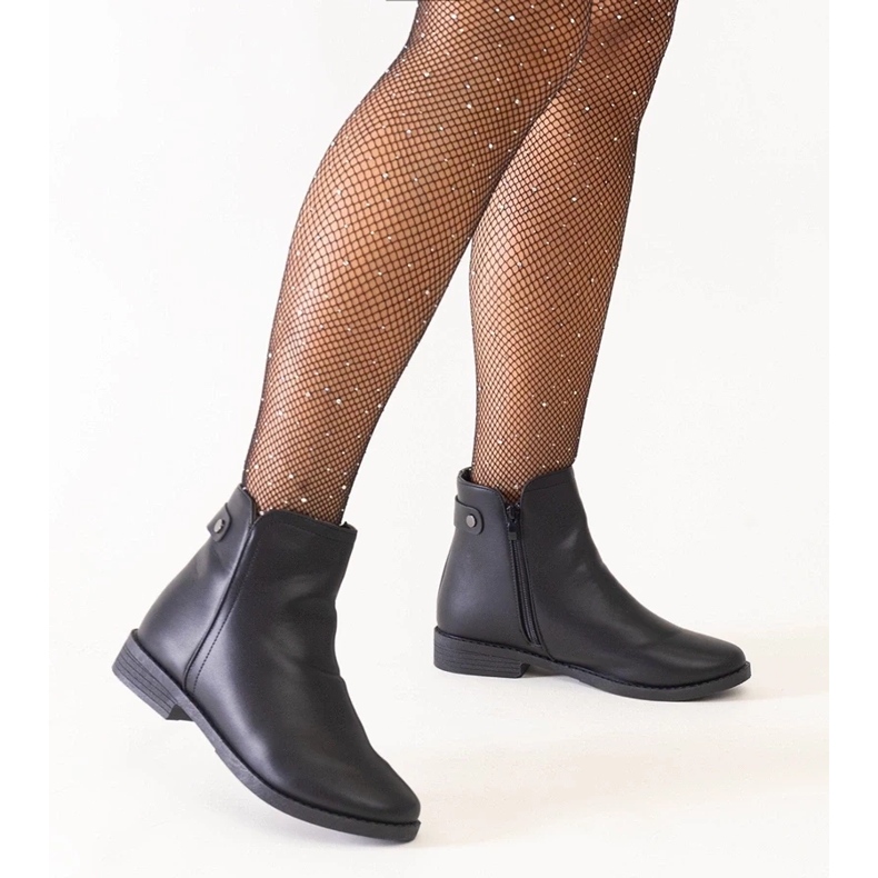 D/CEO Botín clásico negro confeccionado en ecopiel Pereia 1