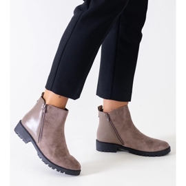D/CEO Botas de plataforma marrones confeccionadas en ante ecológico Kirla marrón 1 D/CEO Botas de plataforma marrones confeccionadas en ante ecológico Kirla marrón 1