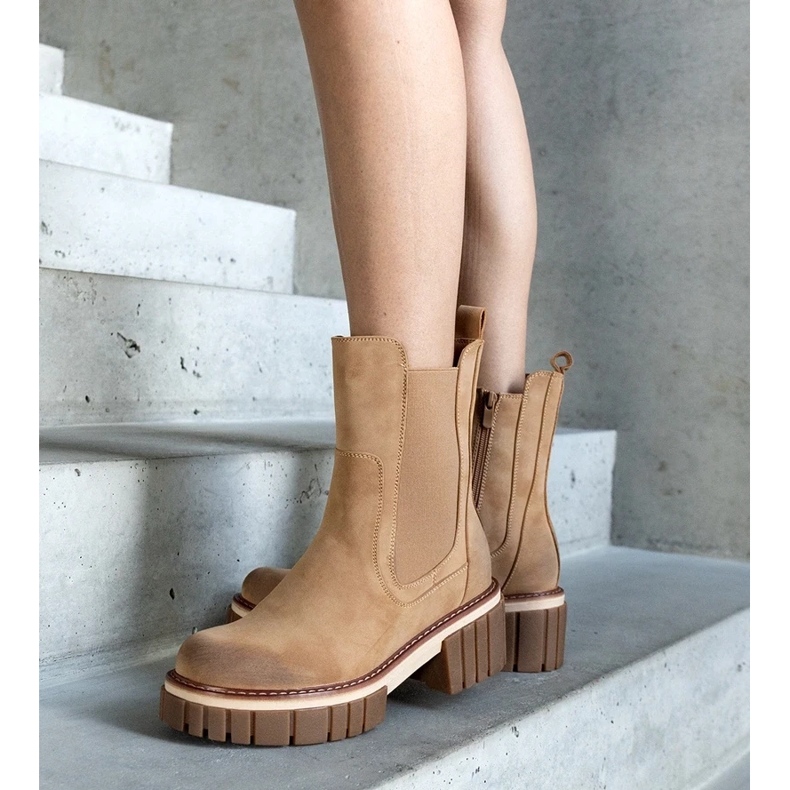 D/CEO Botas de plataforma masivas beige con abrasiones de Sholla 2