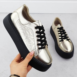 Zapatos deportivos de cuero para mujeres en la plataforma Golden Filippo DP6119 dorado 1