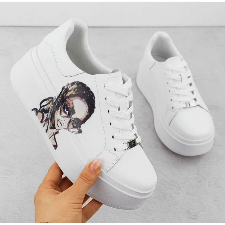 Zapatos deportivos en la plataforma Filippo Paw587 blanco 1