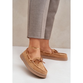 Mocasines para mujeres en un camello plano marrón 2