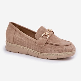 Mocasines con un detalle dorado y una trenza beige de yute 4