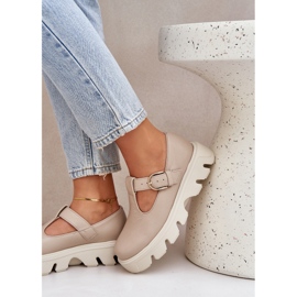Zapatos de cuero con un beige de Zazoo 20183 5