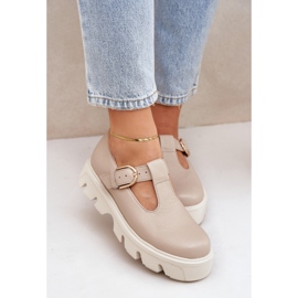 Zapatos de cuero con un beige de Zazoo 20183 6