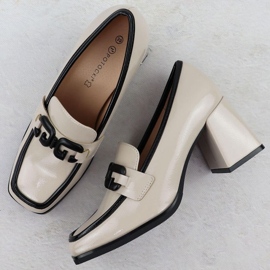Zapatos pintados Potocki SZ12553 con un adorno beige 3