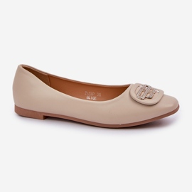Bailarinas en una suela plana con un adorno para 58p beige 4