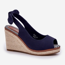Sandalias azul marino con tacón de cuña 4